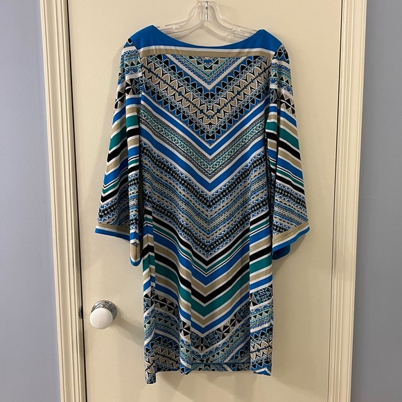 Beige by eci shift dress size 14 but fits like size 10 - Picture 1 of 3